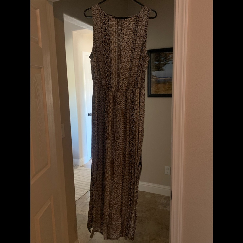 Black print maxi dress